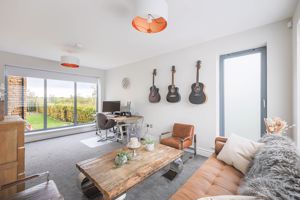 Photo 27- click for photo gallery